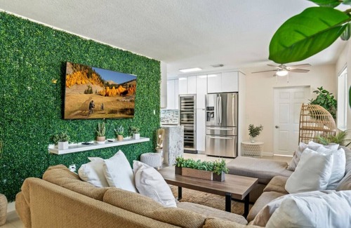 West Park House | NEW Casa Maui I 10min to beach I Pool I 18 Sleeps
