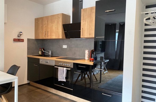 Rhein-Erft-Kreis District Apartment | New + central in Pulheim, 20 minutes to Cologne Cathedral