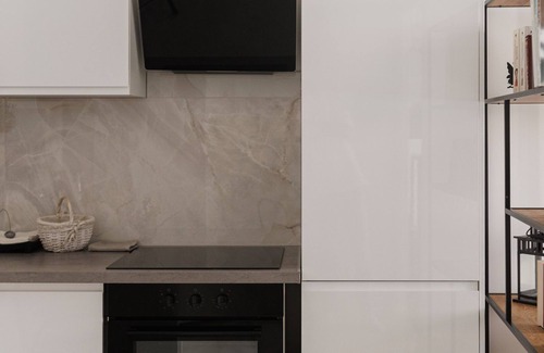 Les Baumettes Apartment | New Central Stylish 2 min From the Beach Apartment