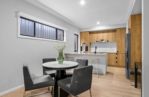 Beechworth House | New central three bed townhouse