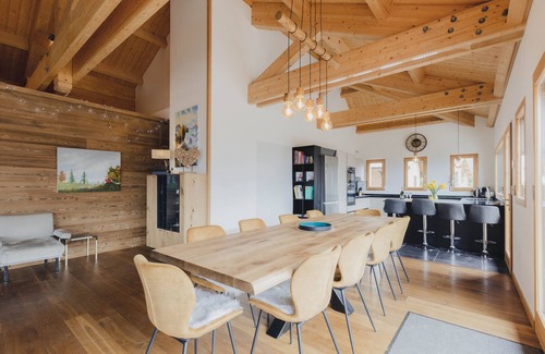 Montgenevre Ski Chalet | *NEW* Chalet Tosca, luxury chalet for 16 with sauna and beautiful views!