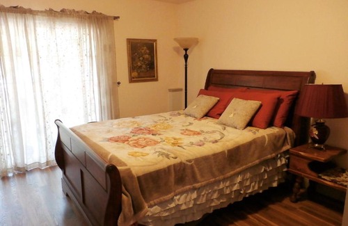 Oakhurst Apartment | NEW CHARMING 2 BEDROOMS UNIT CLOSE TO EVERYTHING