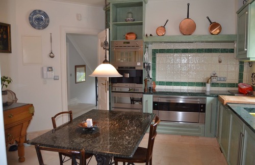 Cascais Villa | NEW CHARMING AND LUXURY VILLA VIDEIRA WITH POOL