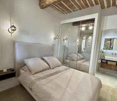 Antibes Old Town Apartment | New Charming Apartment Old Town