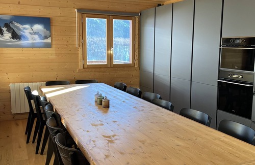 Montgenevre Ski Chalet | New charming chalet, 15 to 16 people with panoramic terrace facing south