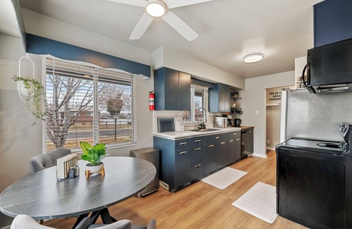Midvale House | NEW! Charming Mountain View Home w/Huge Fenced Yard, King Beds & TV's, Fireplace