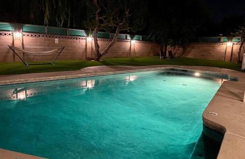Anaheim Resort Villa | New cheerful villa, Pool, Spa, Mini Golf, Game room, Fire pit next to Disneyland
