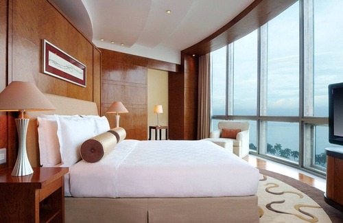 Ermita Night District Hotel | New Coast Hotel Manila