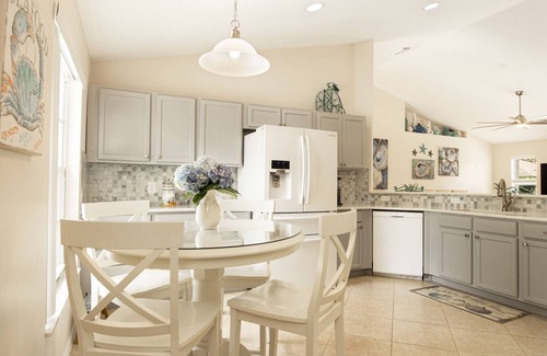 Florida Ridge House | NEW-Coastal, pool home and space for your boat & RV