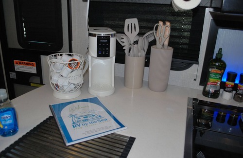 North Topsail Beach House | NEW - Coastal Comfort Awaits at RV by the Sea