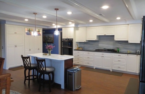 Fallbrook Apartment | NEW! Comfortable - Sleeps 8 - Special Pricing for Extended Stays