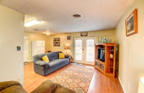 New Concord House | New Concord Home near Kentucky Lake Boat Ramp