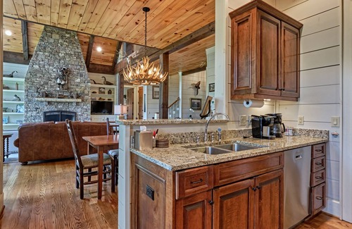 Mirror Lake House | New Construction Highlands Home With A Pond View - Hemlock Hideaway