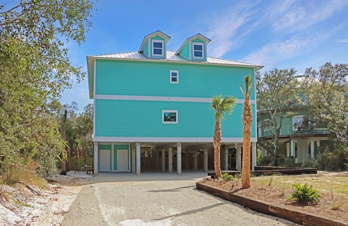 Indian Pass House | NEW Construction! Incredible 6BR~ Indian Pass, Beachfront, Private Pool