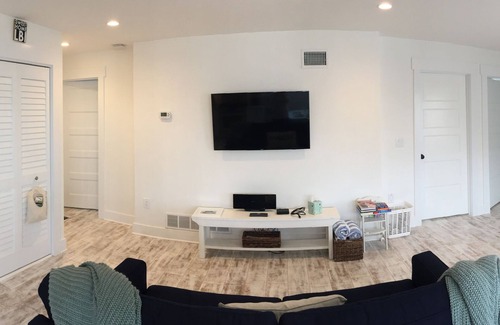 North Beach Haven House | NEW CONSTRUCTION! Second Floor Duplex