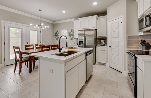 Haltom City House | New Contemporary Home - Bright & Spacious!