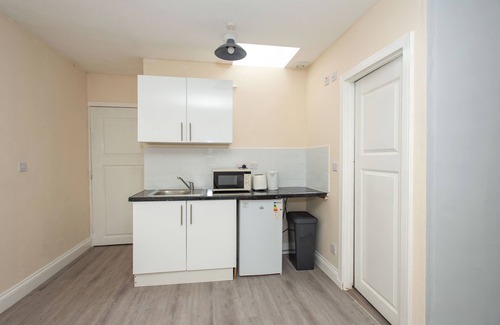 London Borough of Bromley Apartment | *New* Cosy Studio 1