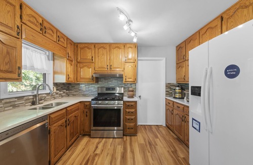 Fayetteville House | 【NEW】Cozy & Restful Like Being Home