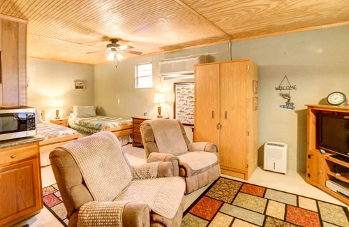 New Concord Apartment | NEW! Cozy Studio w/ Covered Patio by Kentucky Lake