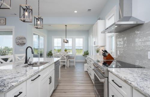 Beachwalk House | New Custom Built 5-Bedroom Coastal Retreat - Harbor Island, SC