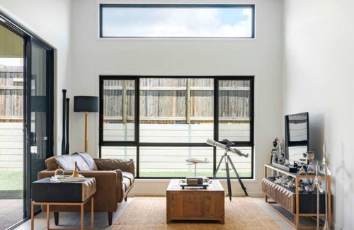 Heathwood House | New Designer Built Boutique Holiday Home@Heathwood