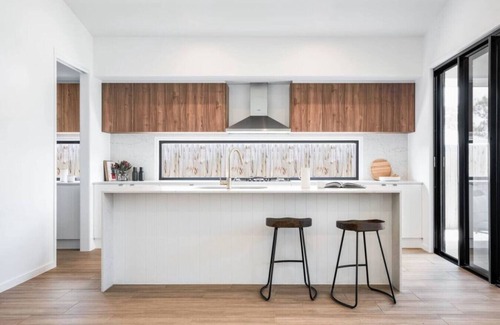 Heathwood House | New Designer Built Boutique Holiday Home@Heathwood
