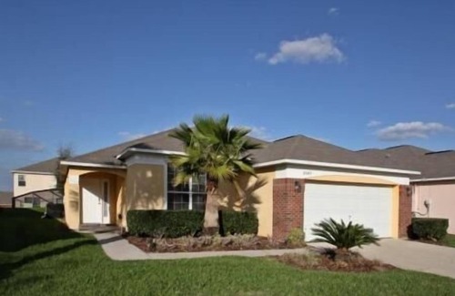West Kissimmee Villa | !NEW DISCOUNTED RATE! perfectly located 4bed/3bath only MINUTES from Disney!