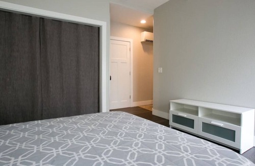 Downtown Omaha Apartment | New Downtown Modern Apartment. Near the Old Market