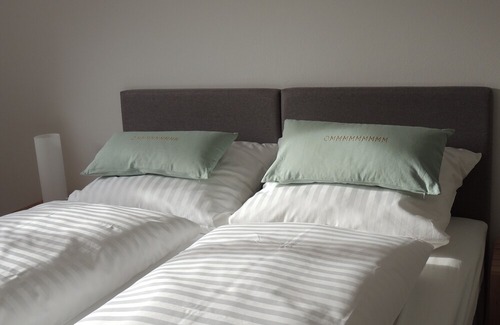 Untergrainau Apartment | New! Dream holiday apartment with mountain views for 2-5 people. in a quiet, central location