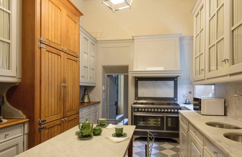 Oltrarno Villa | NEW Dreaming in Pian dei Giullari Villa with private swimming Pool!