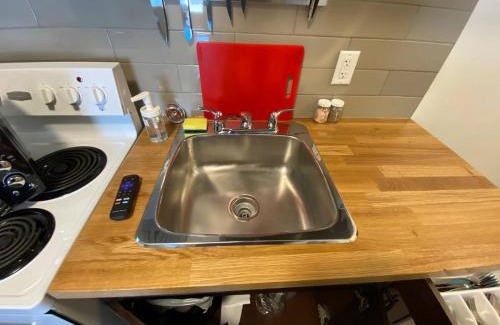 North Central Edmonton Apartment | New Dt Apartment Walk To All