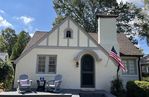 High Point House | NEW! EMERYWOOD HOMESTEAD TUDOR NEAR HPU & FURNITURE MARKETΩ