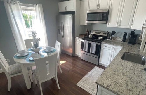Leicester Apartment | New England Charm & Easy City Access Charming Apt in Leicester