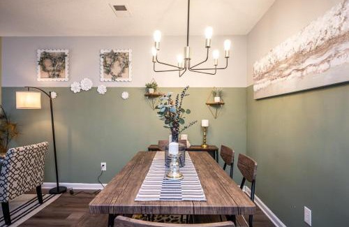 Norcross House | NEW ENTIRE PLACE COZY QUIET 2b2b TOWNHOUSE SP1275