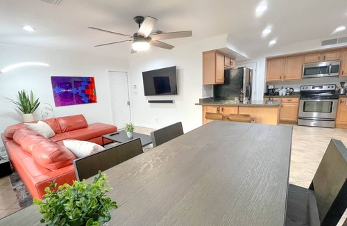 Village Grove House | NEW Entire Residential Oasis with Two King Masters and a Large Backyard