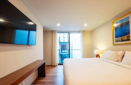 Coyoacan Condo | NEW Equipped Condo w/GYM & Roof