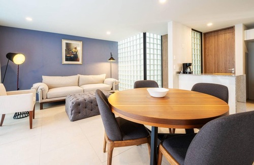 Coyoacan Apartment | NEW Equipped Condo w GYM Roof