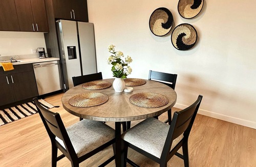 Point Loma Heights Apartment | New, extra spacious, luxurious, private with king bed, parking & workspace
