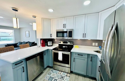 Hudson Beach Estates House | NEW! Facing Canal w/Grill, Outdoor Hangout Area & Cornhole