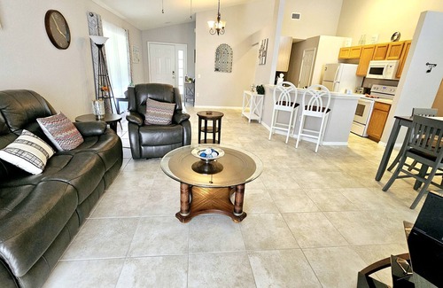 Westridge House | NEW Family Fun 4br Vacation Pool Home - Disney/BBQ