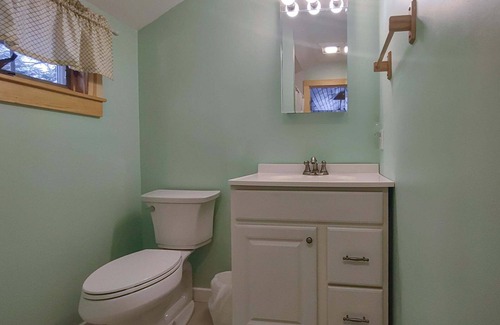 Oxford Cottage | New for 2024! Cozy 2 bedroom cottage on serene Hogan Pond.
