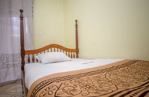 Fort Portal Hotel | New Fort View Resort