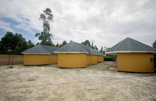 Fort Portal Hotel | New Fort View Resort