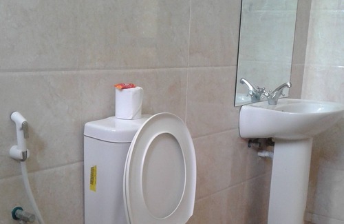 Dar es Salaam Hotel | New FQ Motel