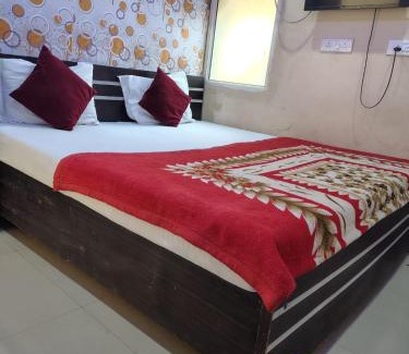 Vrindavan Hotel | New Gayatri place Near by prem mandir