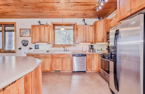 Minocqua House | New! Gorgeous Lake House with screen porch! Amazing Views!