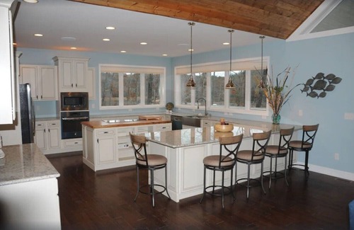 Big Creek House | NEW Gorgeous Spacious 4Bd/4Ba Norris Lakefront Home, Giant Decks, Amazing Dock