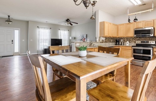 Greer House | New! Greer Retreat - Friendly Home Near GSP!