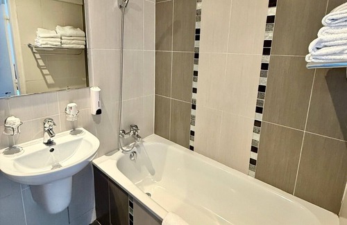 Saint-Vincent-de-Paul Hotel | New Hôtel Gare du Nord