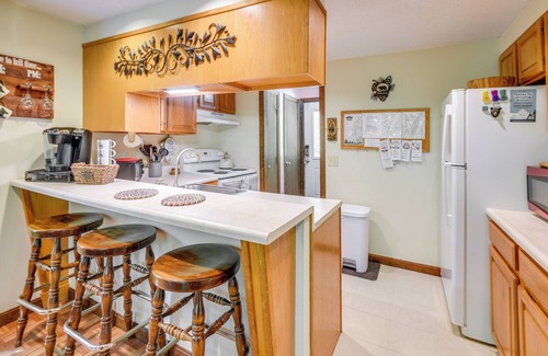 Eidelweiss Village House | New Hampshire Vacation Rental - Walk to Beach!